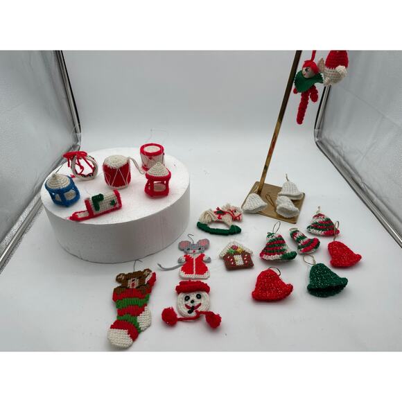 Vintage ornament lot homemade handmade grandma crochet hand knitted 70's 80's - Picture 4 of 16